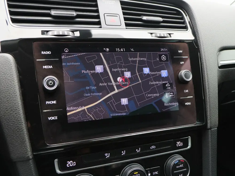 Volkswagen Golf 1.0 TSi Highline 115 Pk | Trekhaak | Adaptiv uit 2019, foto 8