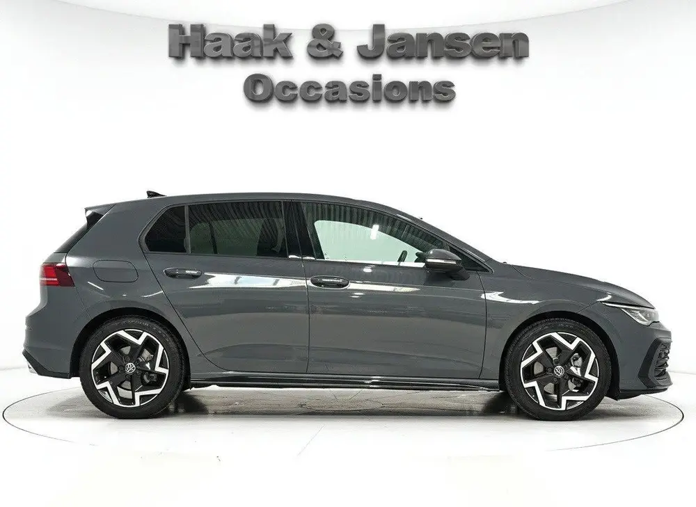 Volkswagen Golf 1.5 eTSI R-Line Edition - ACC - Lane - Camer uit 2025, foto 7
