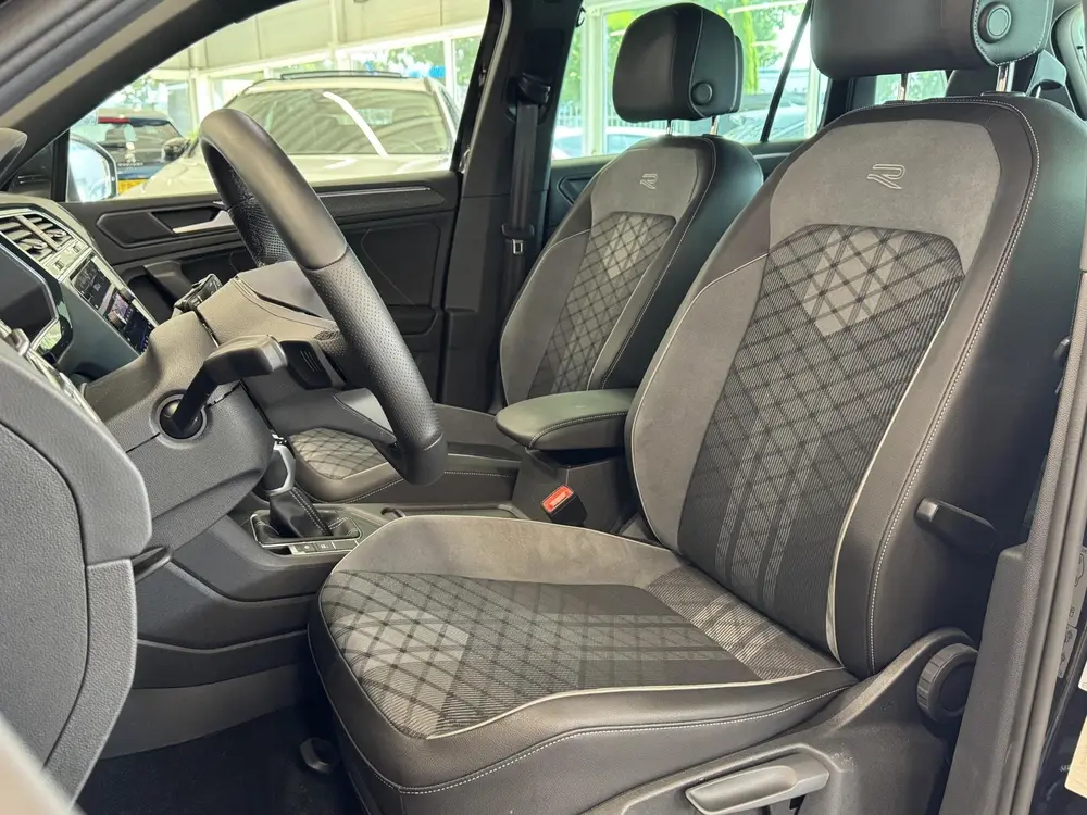 Volkswagen Tiguan 1.5 TSI R-Line Business Automaat | Matrix uit 2024, foto 8