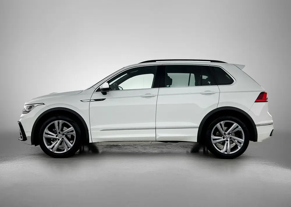 Volkswagen Tiguan 1.5 TSI R-Line | Automaat | Airco | R-line uit 2021, foto 2