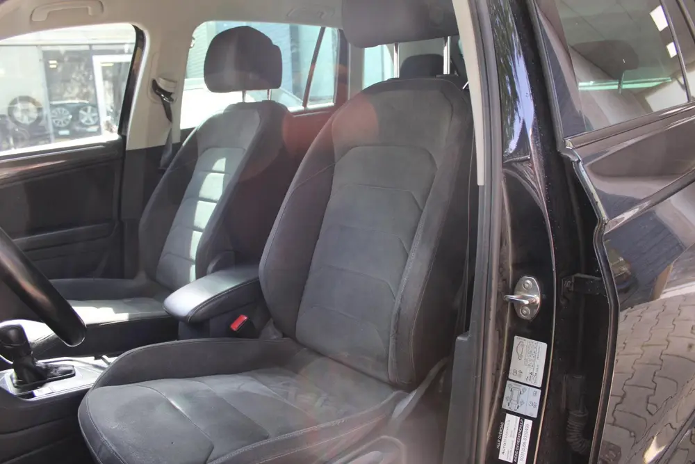 Volkswagen Tiguan 1.5 TSI R-Line | LED | Trekhaak | Virtual uit 2020, foto 7