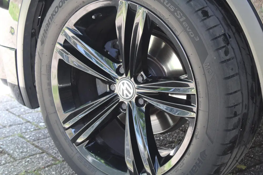 Volkswagen Tiguan 1.5 TSI R-Line | LED | Trekhaak | Virtual uit 2020, foto 9