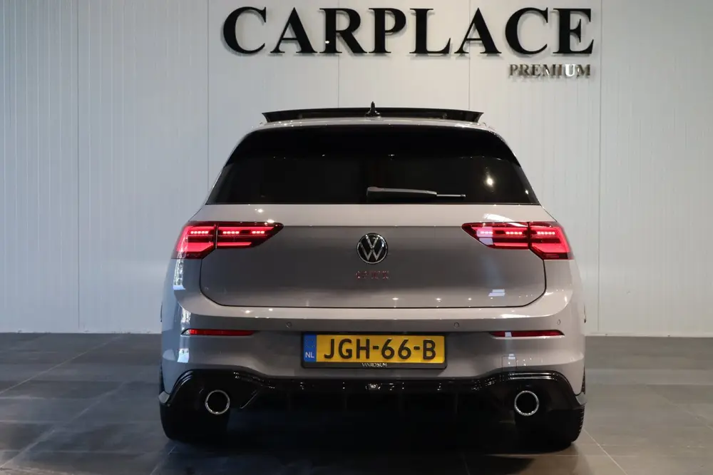 Volkswagen Golf 2.0 TSI GTI IQ Light Matrix Led Panora uit 2021, foto 17