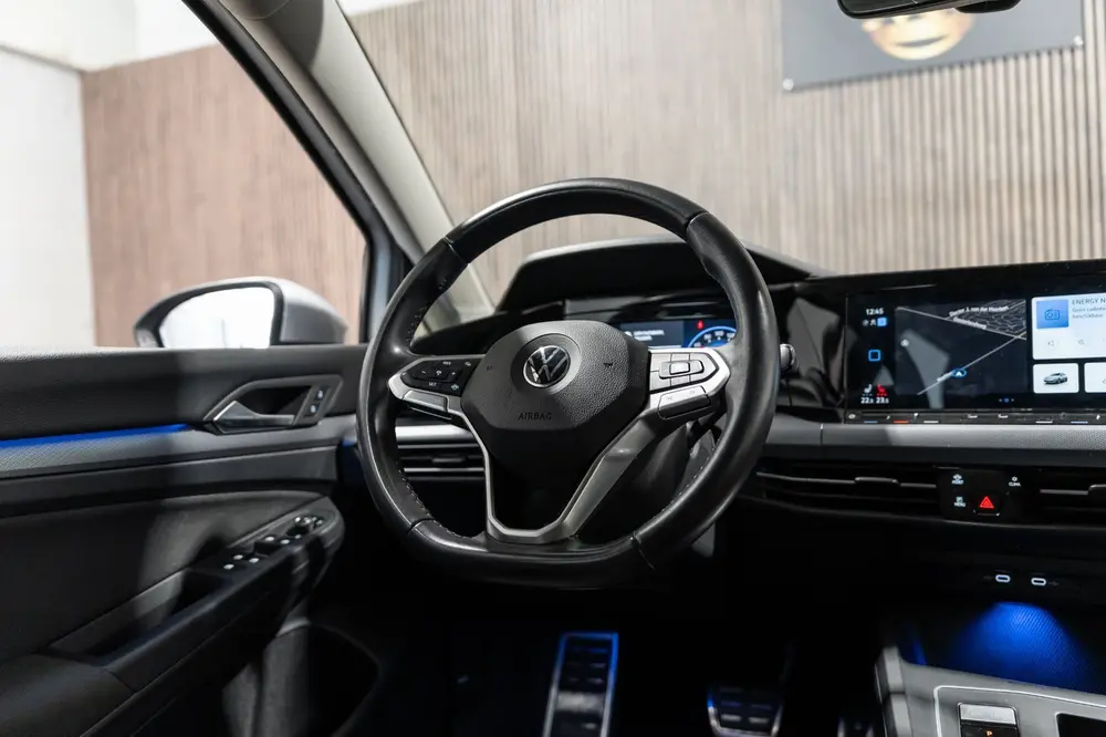 Volkswagen GOLF 1.0 eTSI Life DSG LED CAMERA PDC uit 2022, foto 14