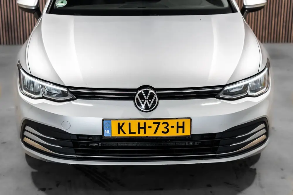 Volkswagen GOLF 1.0 eTSI Life DSG LED CAMERA PDC uit 2022, foto 5