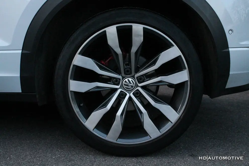 Volkswagen T-Roc 1.5 TSI DSG 3xR-Line VIRTUAL ACC CAMERA uit 2019, foto 11