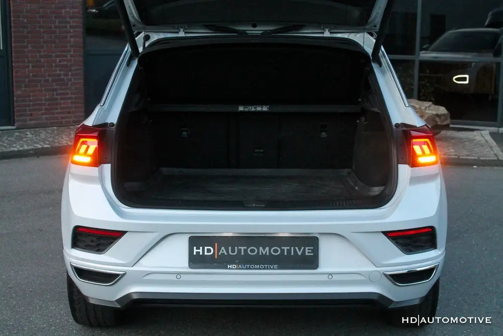 Volkswagen T-Roc 1.5 TSI DSG 3xR-Line VIRTUAL ACC CAMERA uit 2019, foto 7