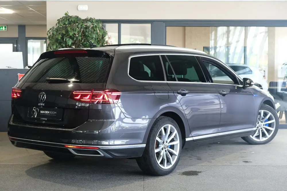 Volkswagen Passat Variant 1.4 TSI PHEV GTE 218PK Pano Volled uit 2021, foto 2