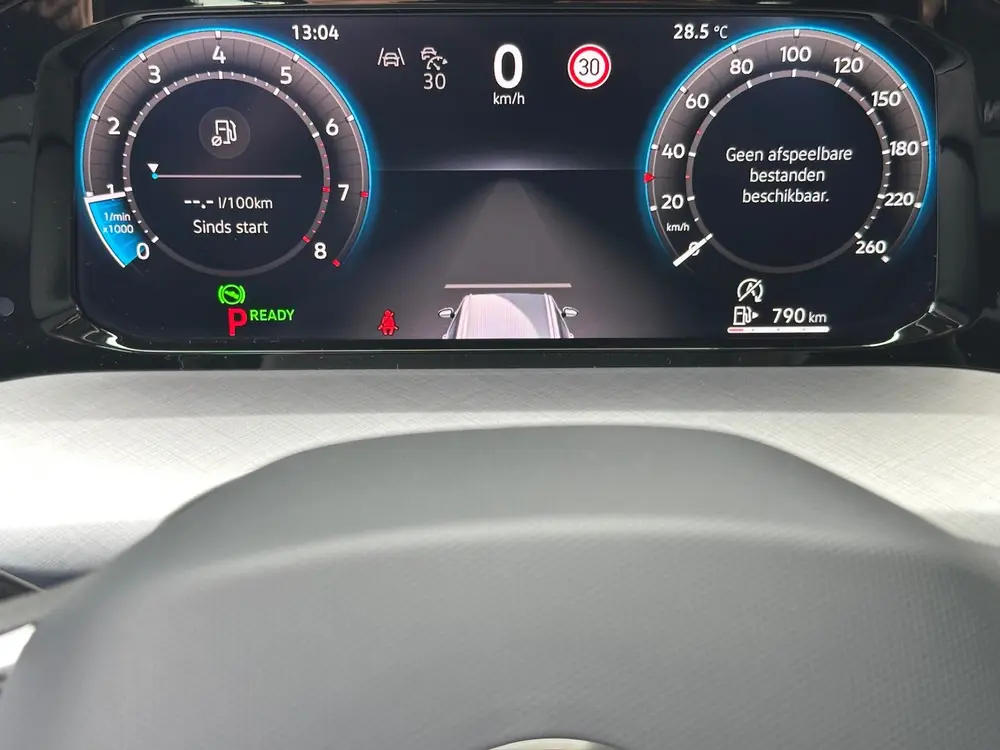 Volkswagen Golf Variant 1.5 eTSI DSG Life | Trekhaak | Navi uit 2025, foto 15