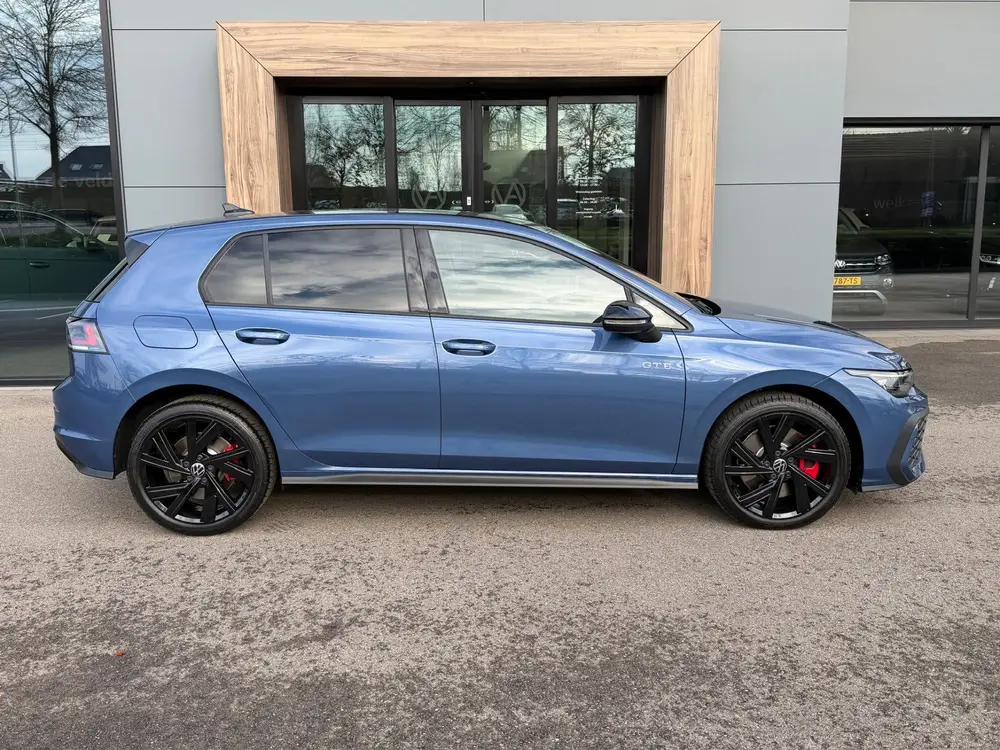 Volkswagen Golf 1.5 eHybrid GTE 272pk | Black Style | IQ lig uit 2025, foto 2