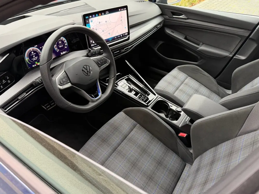 Volkswagen Golf 1.5 eHybrid GTE 272pk | Black Style | IQ lig uit 2025, foto 7