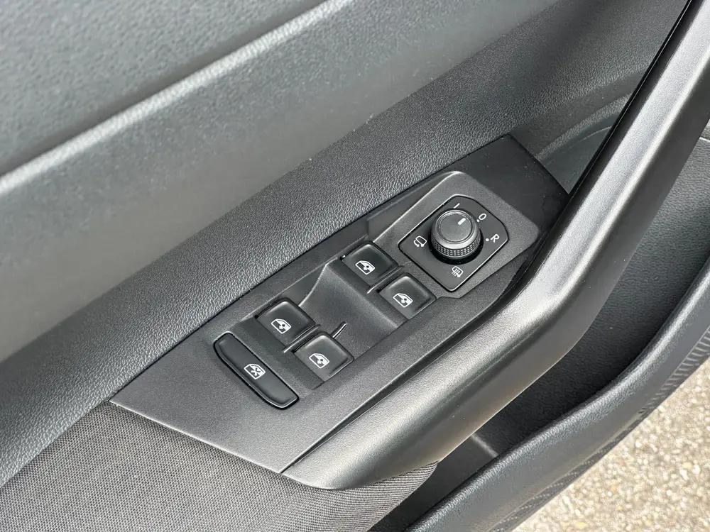 Volkswagen Polo 1.0 TSI Life 95pk | Carplay | Navi | Parkeer uit 2022, foto 8