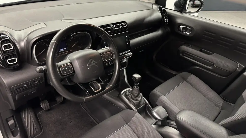 Citroën C3 Aircross Citroen C3 Aircross 1.2 PureTech S&S Feel NAVI CARPLAY CRUIS uit 2019, foto 16