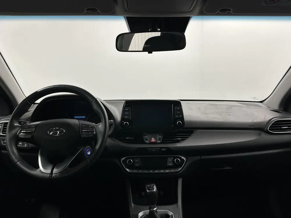 Hyundai I30 1.0 T-GDI Comfort CLIMATE CAMERA CARPLAY LM uit 2019, foto 2