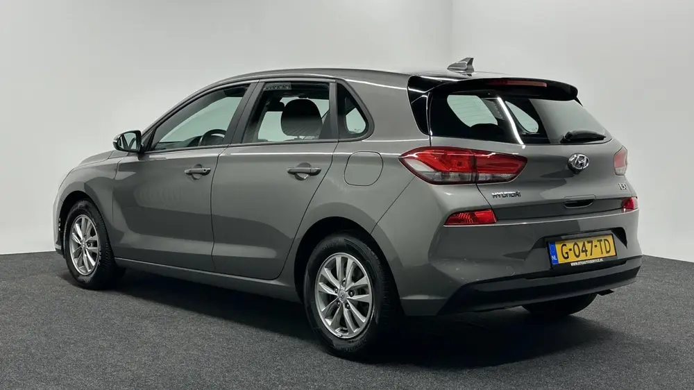 Hyundai I30 1.0 T-GDI Comfort CLIMATE CAMERA CARPLAY LM uit 2019, foto 4