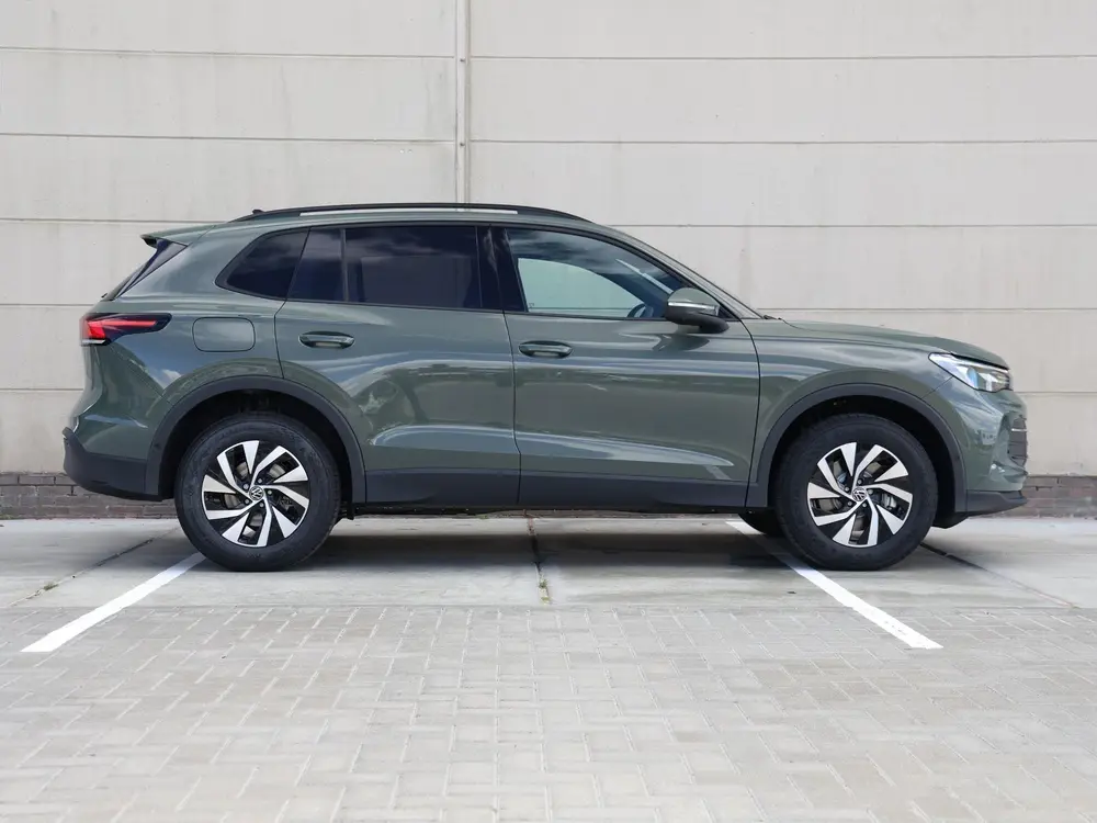 Volkswagen Tiguan Limited Edition 1.5 eHybrid 204 PK | 17" i uit 2026, foto 2