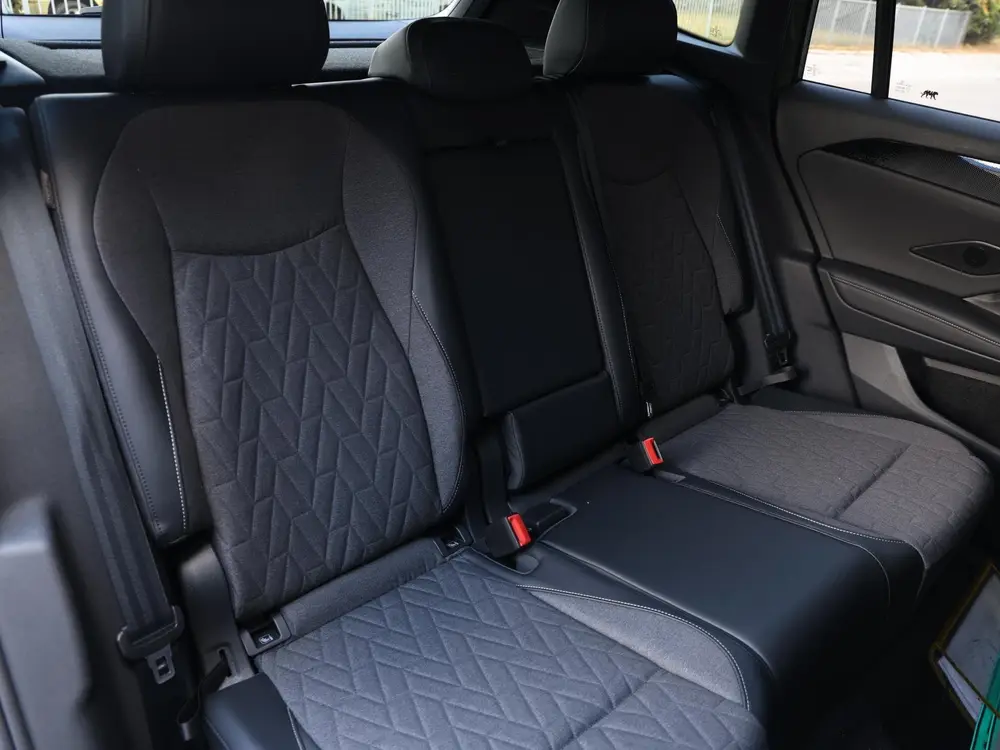 Volkswagen Tiguan Limited Edition 1.5 eHybrid 204 PK | 17" i uit 2026, foto 9