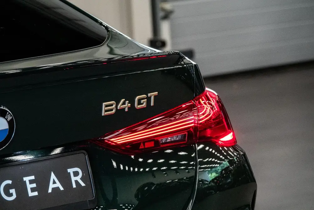 BMW B4 *Nr. 50 / Brewster Green / Schuif-/k uit 2025, foto 6