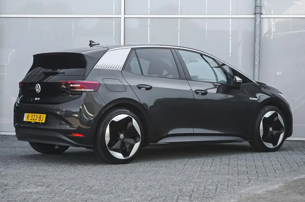 Volkswagen ID.3 204pk First Max 58 kWh | SoH 92% | Panoramad uit 2020, foto 2