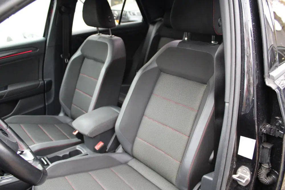 Volkswagen T-Roc 1.5 TSI DSG 2x R-line - LED - Trekhaak uit 2022, foto 6
