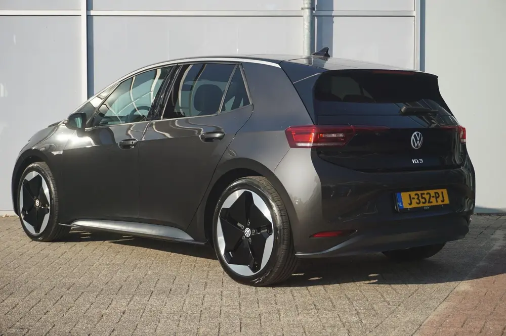 Volkswagen ID.3 204pk First Max 58 kWh | SoH 93% | Panoramad uit 2020, foto 14