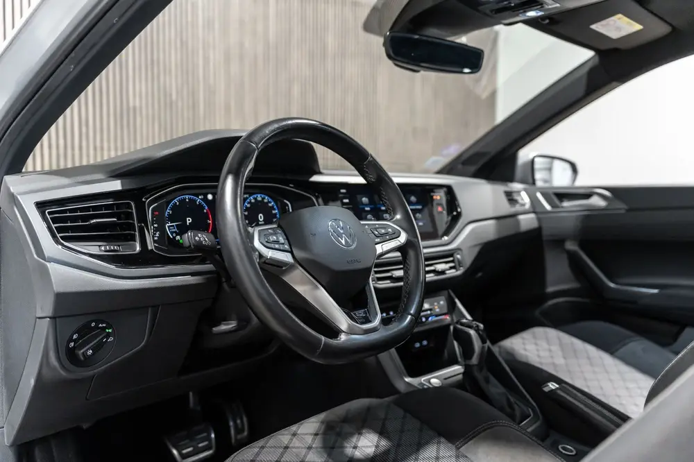 Volkswagen Polo 1.0 TSI R-line DSG Pano IQ Navi Camera uit 2022, foto 10