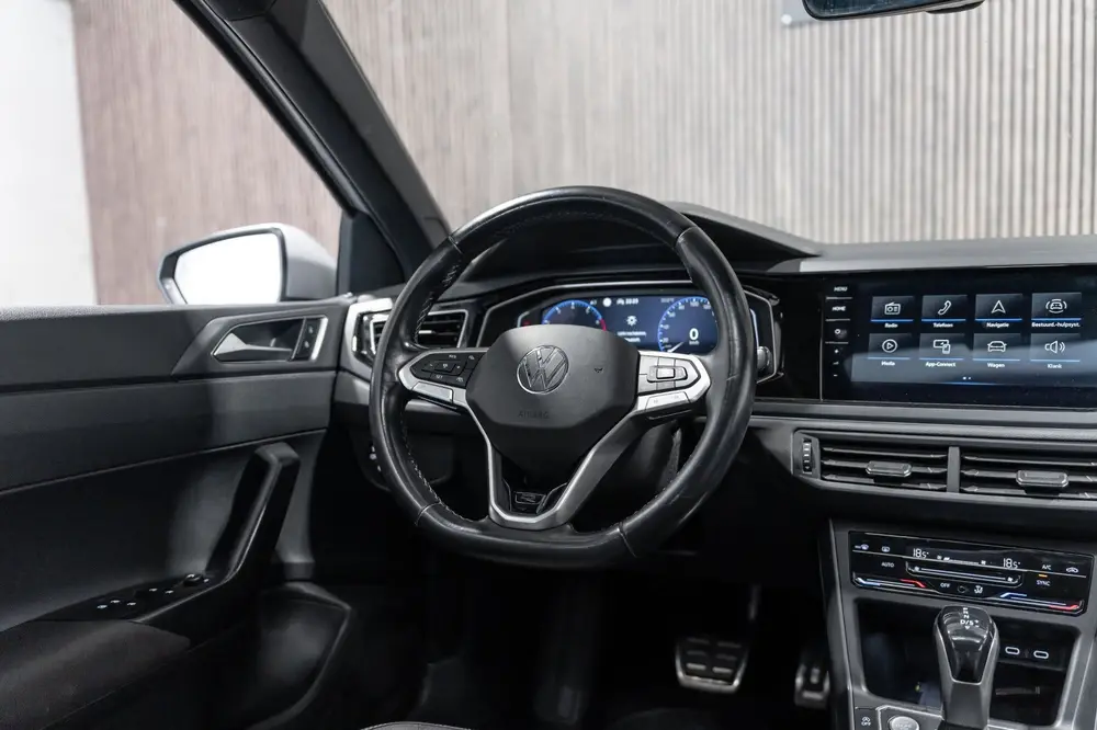 Volkswagen Polo 1.0 TSI R-line DSG Pano IQ Navi Camera uit 2022, foto 13