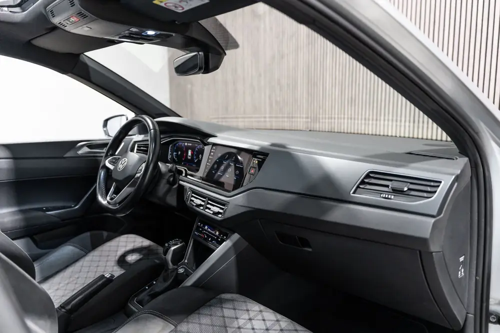Volkswagen Polo 1.0 TSI R-line DSG Pano IQ Navi Camera uit 2022, foto 14