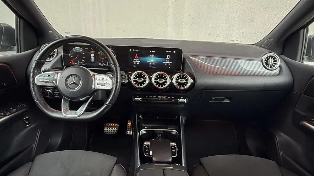 Mercedes-Benz B-Klasse 220 4MATIC Premium Plus AMG Styling uit 2019, foto 3