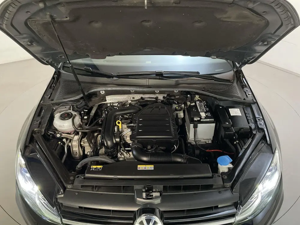 Volkswagen Golf Variant 1.0 TSI Comfortline Business Panoram uit 2020, foto 17