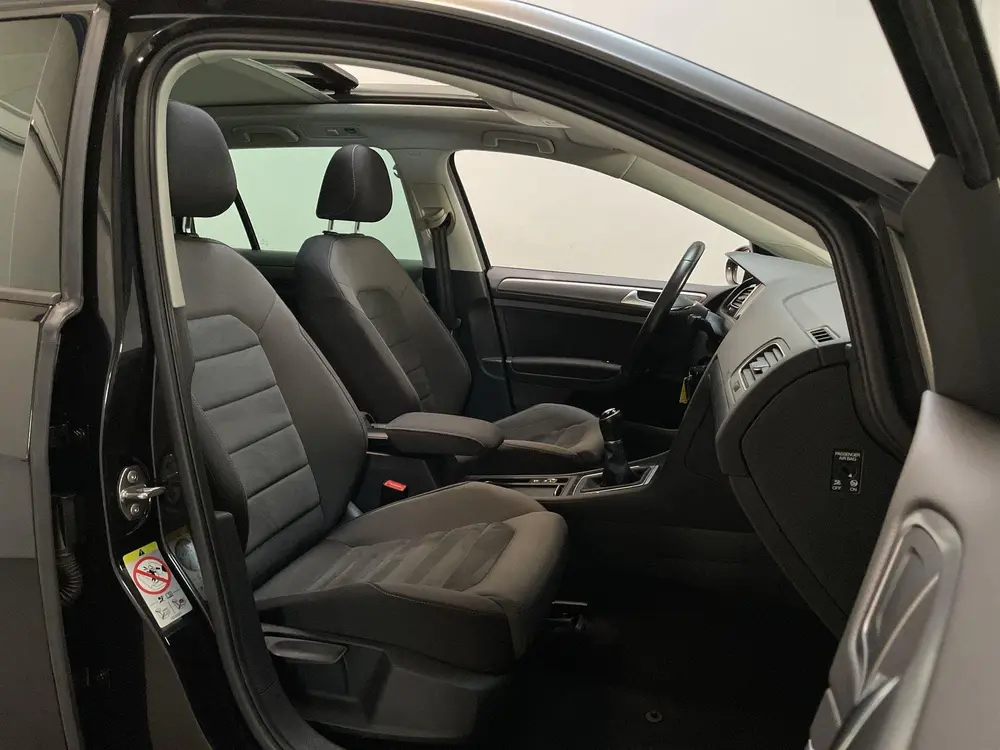 Volkswagen Golf Variant 1.0 TSI Comfortline Business Panoram uit 2020, foto 5