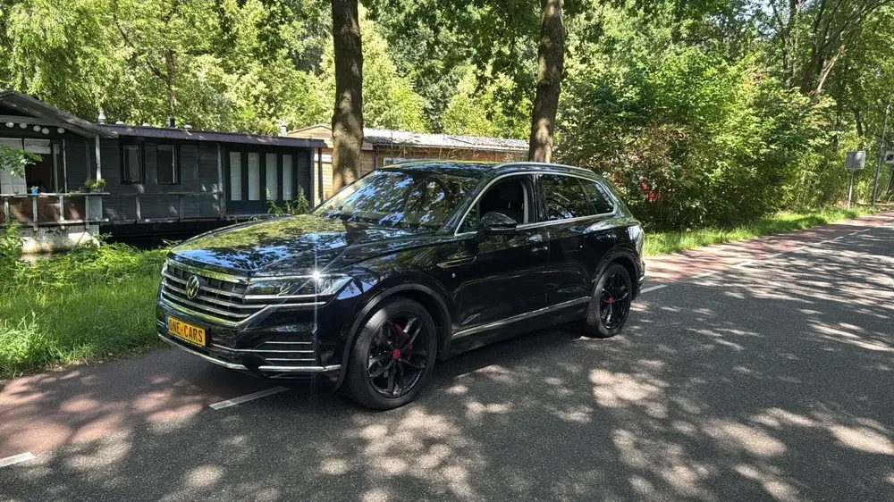 Volkswagen Touareg 3.0 V6 TDI Highline 4MOTION 170KW uit 2020, foto 4