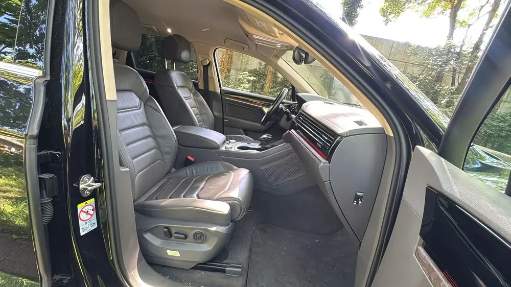 Volkswagen Touareg 3.0 V6 TDI Highline 4MOTION 170KW uit 2020, foto 7