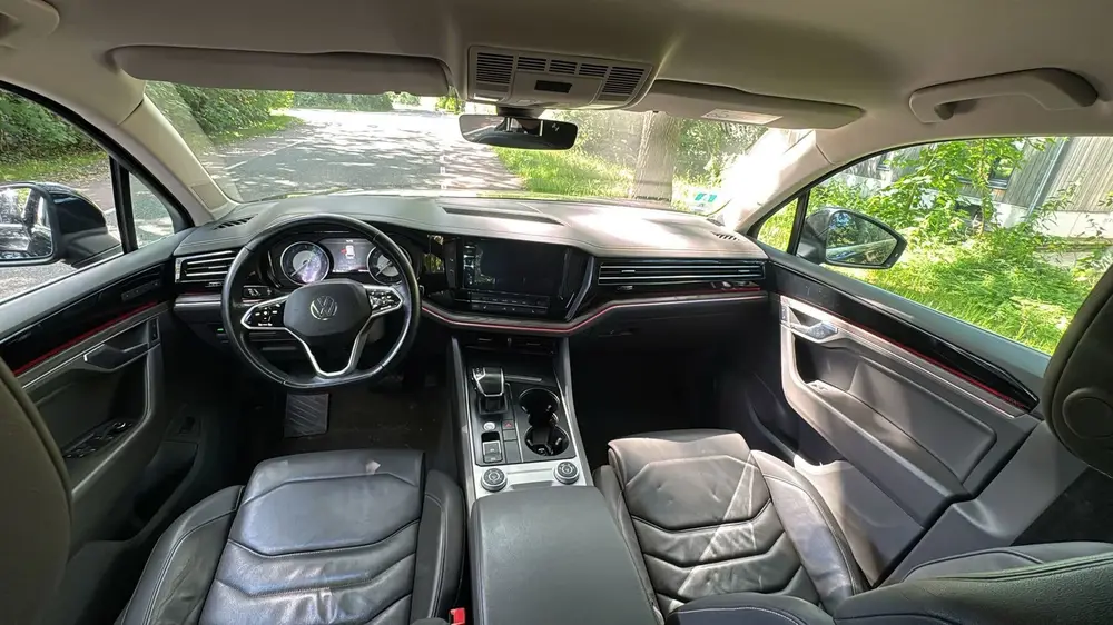 Volkswagen Touareg 3.0 V6 TDI Highline 4MOTION 170KW uit 2020, foto 9