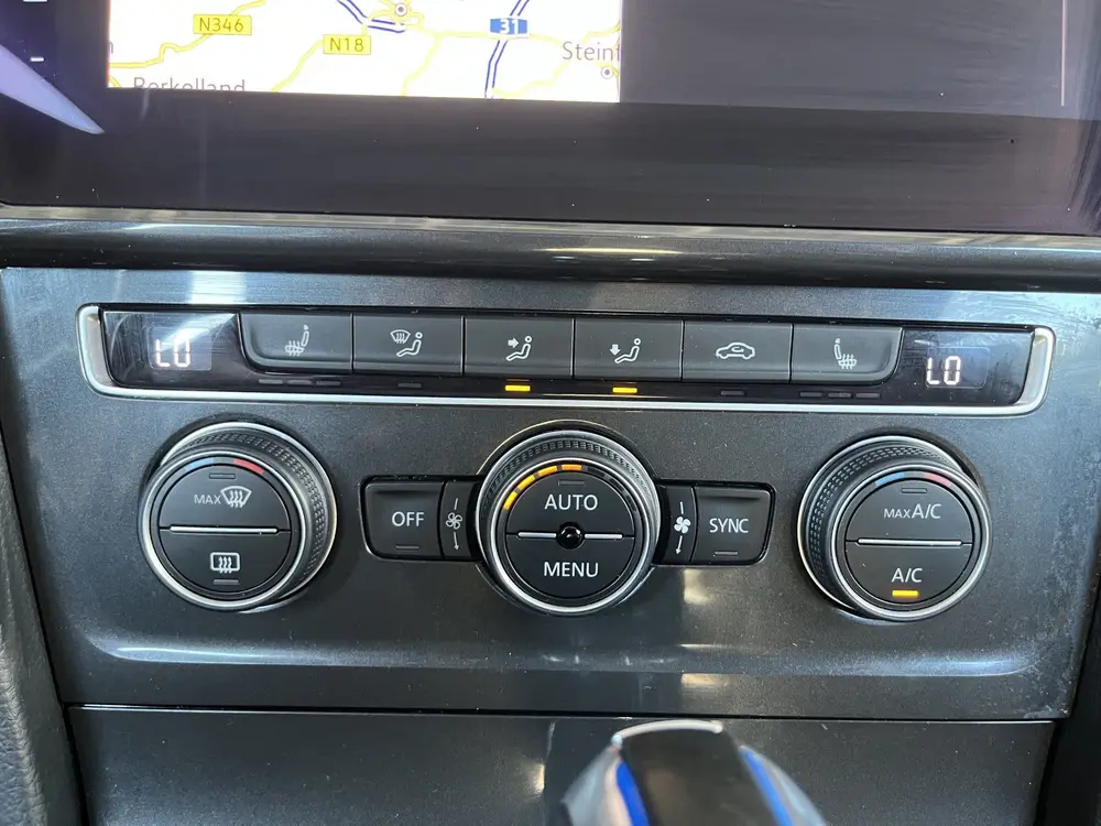 Volkswagen E-Golf 100% Elektrisch Airco Cruise controle Virt uit 2019, foto 12