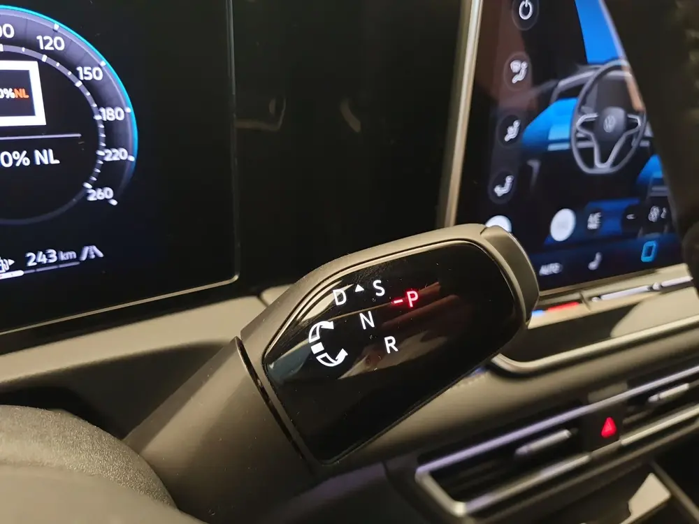 Volkswagen Tiguan 1.5 eHybrid 204pk DSG/AUT R-Line Edition W uit 2025, foto 19