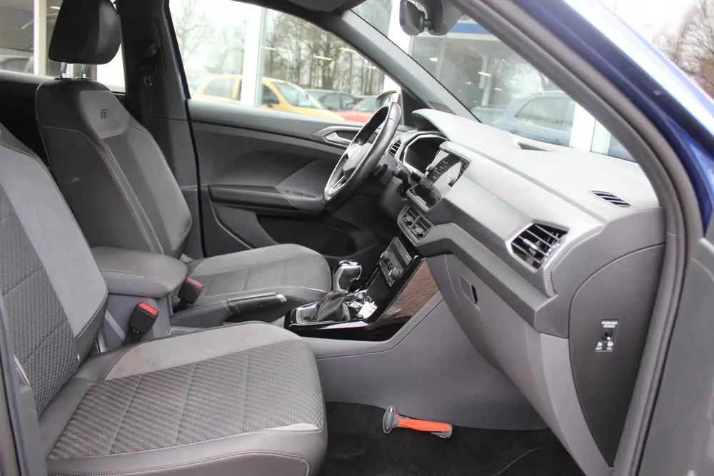 Volkswagen T-Cross 1.5 TSI Business R//Virt. dashboard//Stoe uit 2021, foto 4