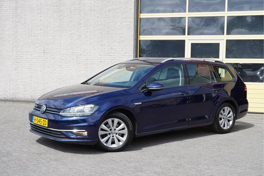 Volkswagen Golf Variant 1.5 TSI Highline BJ2020 Lmv 16" | Le uit 2020, foto 2