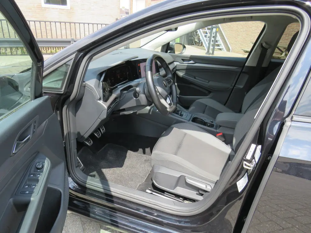 Volkswagen Golf 1.0 TSI 110Pk Life * Rijklaarprijs incl. gar uit 2021, foto 2