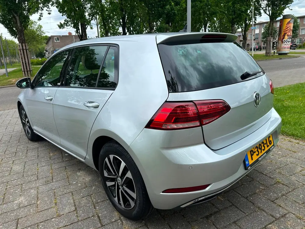Volkswagen Golf 1.0 TSI Comfortline Business uit 2019, foto 6