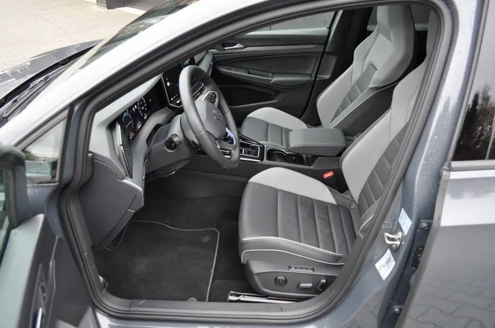 Volkswagen Golf 1.5 TSI eHybrid 272 PK GTE | Head-Up | L uit 2024, foto 10