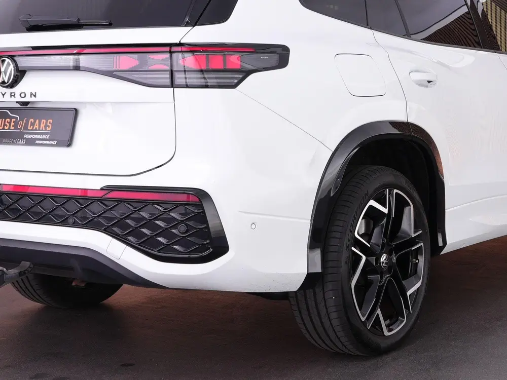 Volkswagen Tayron 1.5 eHybrid 272pk R-Line Edition |Pano|Har uit 2025, foto 13