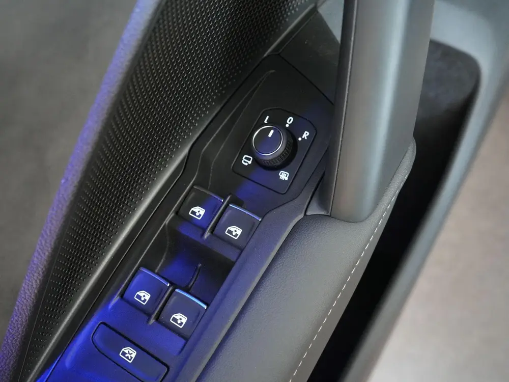 Volkswagen Tayron 1.5 eHybrid 272pk R-Line Edition |Pano|Har uit 2025, foto 16