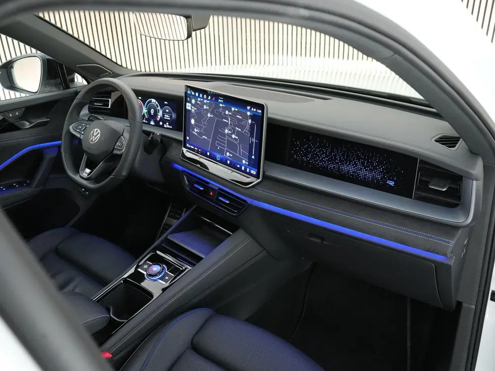 Volkswagen Tayron 1.5 eHybrid 272pk R-Line Edition |Pano|Har uit 2025, foto 3