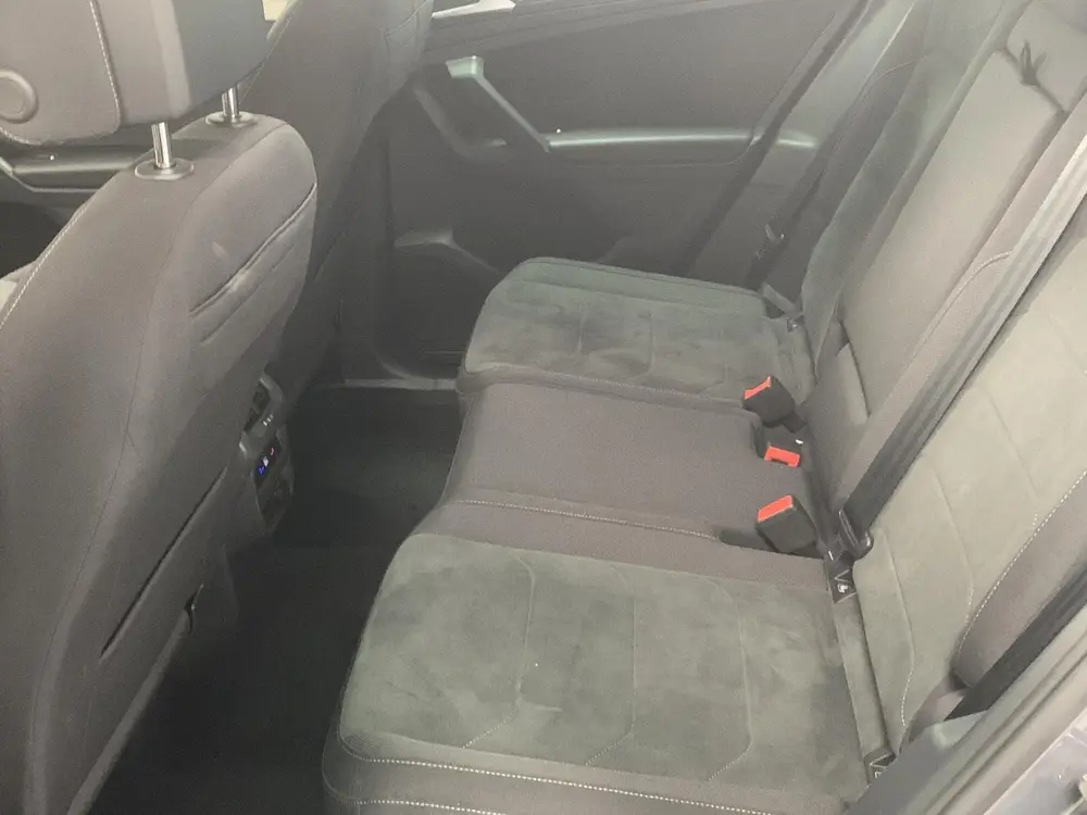 Volkswagen Tiguan 1.4 TSI eHybrid Business+ SOH 96,8% | PANO uit 2023, foto 8