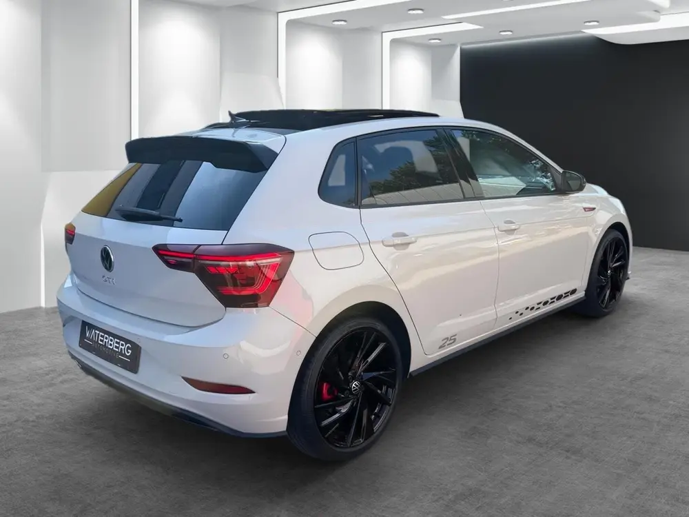 Volkswagen Polo 2.0 TSI GTI Edition 25 Pano*1 of 2500*Cam*Cr uit 2024, foto 4