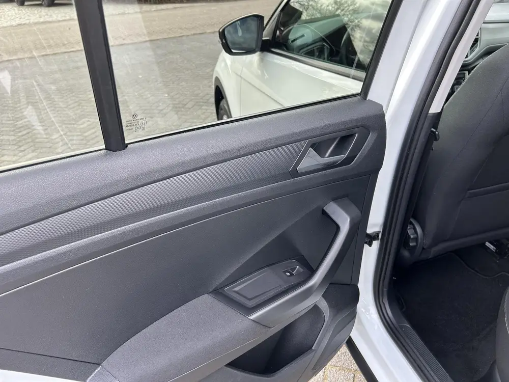 Volkswagen T-Roc 1.0 TSI Style uit 2020, foto 11