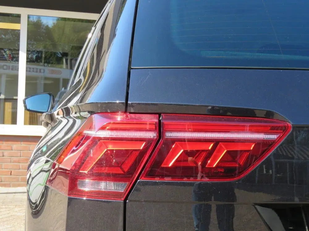 Volkswagen Tiguan 1.4 TSI 245pk eHybrid Elegance / Head Up / uit 2023, foto 19