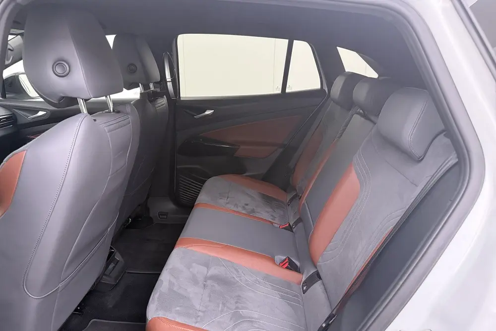 Volkswagen ID.4 First 77 kWh Camera Adap. Cruise 20' LMV uit 2021, foto 12