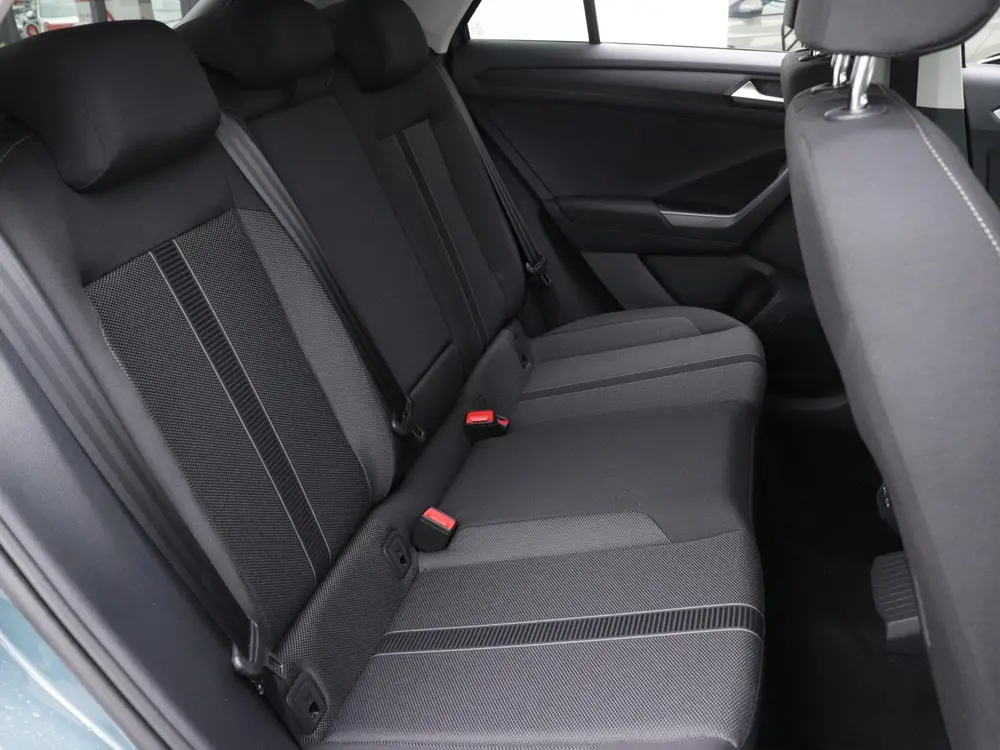 Volkswagen T-Roc Life Edition 1.0 TSI 116pk | Trekhaak | Ach uit 2025, foto 10